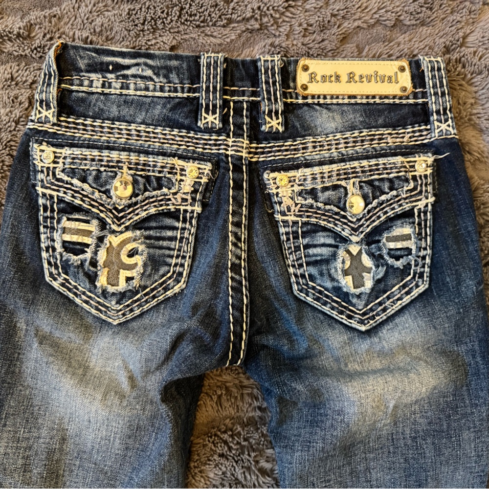 🎶sold-onM🎶Rock Revival Felicia Cuff-Straight